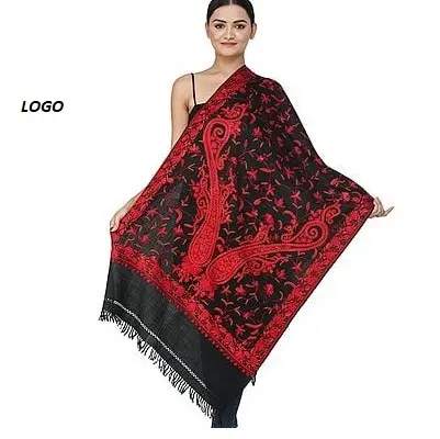 Usine chaude directement vente classique filles Pashmina écharpe conception personnalisée et Logo multicolore hiver porter écharpe respirante pour les femmes