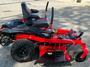 Tondeuse à gazon Kawasaki Gravely ZT XL 48 abordable à vendre – Machine de jardin à braquage zéro, fournisseur, expédition immédiate - Product Image 4