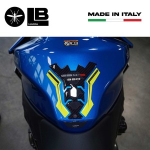 Protezione Serbatoio 3D Autoadesiva per Suzuki GSX-S 950 2021-2025, Copertura Serbatoio Perfettamente Adattabile - Product Image 3