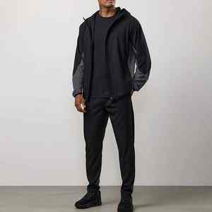 Venta al por mayor de los hombres de moda ligero deportivo camuflaje cortavientos negro gris bloque con capucha chaqueta con cremallera primavera impermeable a prueba de viento - Product Image 1