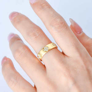 Anneaux larges en argent sterling 925 de haute qualité, 1,75 mm, couleur D, moissanite taille brillant, sertissage à griffes, alliance, feuille épaisse - Product Image 6