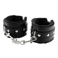 Menottes Sexys en Métal Réglables Cuir PU Peluche Contraintes Esclave Érotiques Menottes pour Couples Jouets Sexuels