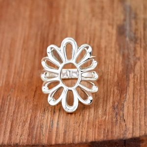 Anillo de diseño de encaje bohemio llamativo de Plata de Ley 925 con flores para mujer, regalo perfecto para ella - Product Image 1