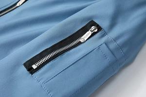 Vente en gros Vêtements de sport slim pour hommes Veste coupe-vent imperméable Bombers décontractés Vol Veste softshell logo personnalisé - Product Image 4