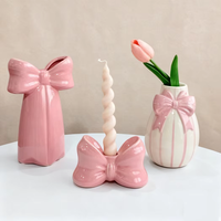 Vases en porcelaine de luxe faits à la main, écologiques, roses et blancs, style nœud papillon, avec base antidérapante pour centres de table de maison, d'hôtel et de salle à manger