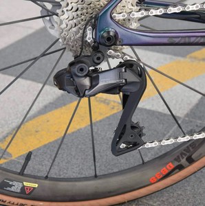 <span class=keywords><strong>Bicicleta</strong></span> <span class=keywords><strong>de</strong></span> <span class=keywords><strong>Carretera</strong></span> <span class=keywords><strong>SAVA</strong></span> T1000 <span class=keywords><strong>de</strong></span> Carbono Di 2 8170 con Cambio Electrónico - Product Image 3