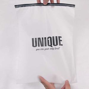 2025 sac à fermeture éclair en plastique mat givré Transparent imprimé personnalisé pour l'emballage de vêtements commandes personnalisées en gros acceptées - Product Image 2