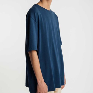 เสื้อยืดโอเวอร์ไซส์ผู้ชายคอกลมพิมพ์ลายกราฟิกขนาดใหญ่ - Product Image 3