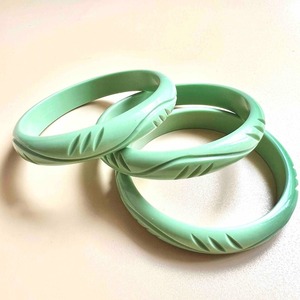 Bracelet en résine époxy fait main, bijoux de mode pour femmes - Product Image 2