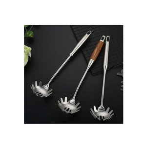 Accessoires de cuisine en acier inoxydable écologiques Cuillère à spaghetti pour pâtes de 8 pouces Produits de la meilleure qualité - Product Image 6