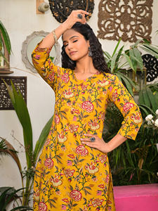 Salwar Kameez en coton imprimé floral jaune moutarde pour femmes, manches 3/4, style vintage, tenue ethnique décontractée pour les fêtes d'été, coupe régulière, mariage - Product Image 5