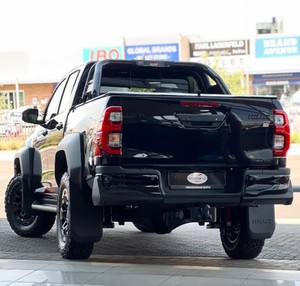 Toyota Hiluxs Diesel Pickup 4x4 Double Cabin Nouvellement d'occasion Meilleur prix disponible Acheter aujourd'hui - Product Image 5