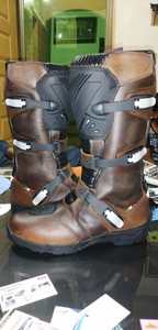 2024 chaussures de sport imperméables pour hommes pour moto bottes de moto durables et élégantes de haute qualité et respirantes - Product Image 2