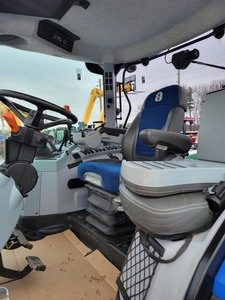 2021 T6.175 nouveau tracteur agricole Diesel 4WD roue 100HP puissance nominale pompes engrenages moteurs boîtes de vitesses roulements engrenage entraînement 2 ans - Product Image 2