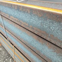 Poutre en H soudée en acier Q235B Q355B pour la réalisation de structures sur mesure, bâtiments industriels, plateformes, ponts et projets de construction lourde.