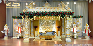 Rajwada – décoration de scène thème de mariage, Grand ensemble de Mandap blanc de mariage indien - Product Image 5