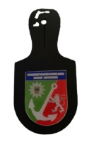 Porte-badge en cuir PU avec logo personnalisé et emblème métallique en émail souple, finition sablée