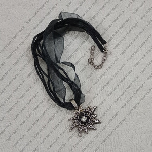 Collier Edelweiss Oktoberfest Collier bavarois Dirndle Costume bavarois Strass Edelweiss Collier Dirndl HooksTT-703 - Product Image 5