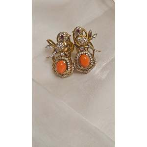Vintage Coral Pendant & <b>Stud</b> <b>Earrings</b> <b>Set</b> Featuring Animal-shaped Design - Product Image 3