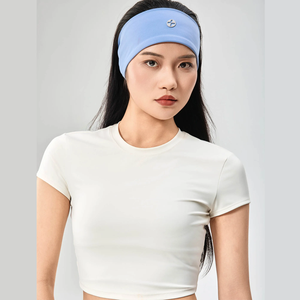 Top corto de estilo deportivo ajustado OEM para mujer para gimnasio, Yoga, Jersey elástico con función antibolitas, logotipo personalizado estampado para el verano - Product Image 5