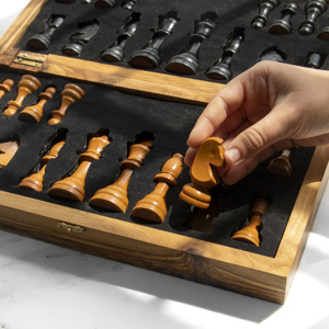 Jeu d'échecs de voyage pliable avec rangement, plateau en bois à carreaux rouges ou noirs, 16-35 cm, vente en gros - Product Image 5