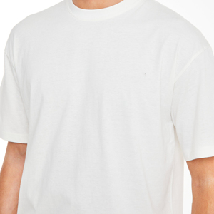 2025เซตคู่ของผู้ชายสำหรับฤดูร้อนปรับแต่งได้เสื้อยืดสองชิ้นสบายๆและเครื่องแต่งกายสั้น - Product Image 5