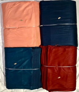 Tissu rayonne de teinture vibrante pour les fabricants de vêtements Matériel de haute qualité pour les chemises Jupes Robes et vêtements traditionnels - Product Image 2