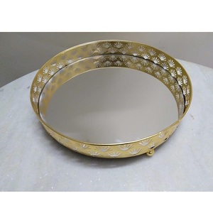 Plateau rond en métal plaqué or pour décoration de table arabe, plateau de service, porte-gobelets à thé, plateau rond décoratif pour table basse - Product Image 1