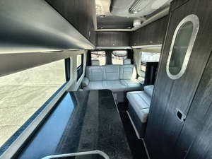 PROVEEDOR DE AUTOCARAVANAS USADAS: Autocaravana Usada 2021 A-i-r-s-t-r-e-a-ms Interstate 24 GT 4x4 Clase B - Remolque Camper Diésel en Venta - Product Image 5