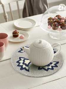 Set de table rond en verre fait main, perlé, argenté et doré avec des perles blanches, 14 pouces, écologique - Product Image 3