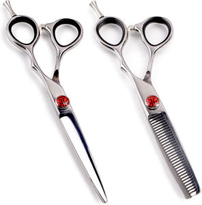 Tijeras de corte de pelo de peluquero de calidad profesional mango de acero con hoja de acero inoxidable tijeras de Salón al por mayor hechas en Pakistán - Product Image 6