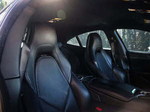 รถซีดานหรูหราปี 2024 ระบบขับเคลื่อนสี่ล้อ ภายในตกแต่งด้วยหนังพรีเมียม มาตรฐานไอเสียยูโร 4 หลังคาพาโนรามิกซันรูฟ กล้องมองหลัง 360 องศา ระดับไฮเอนด์ S/ไดนามิก - Product Image 2