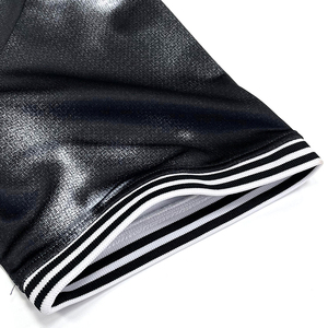 Maillot de football de style boxy personnalisé OEM chemises de football rétro vintage avec impression par sublimation coupe automatisée vêtements de rue - Product Image 4