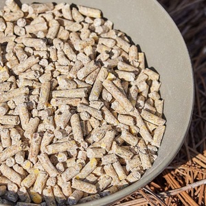 Compre pellets Premium en 100% Enplus A1, pellets de madera de abeto certificado, pellets de madera al por mayor, madera de pino natural, precio barato - Product Image 4