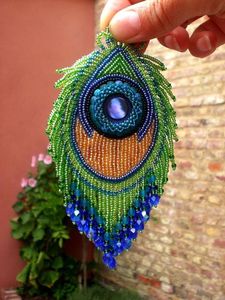 Encanto y llavero de bordado con cuentas de botella artesanal personalizada a la moda con elegante Elección de moda nuevo diseño de la India - Product Image 4