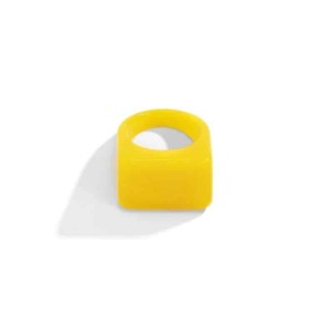 Anneaux en résine acrylique de forme ronde, fabriqués à la main, anneaux d'amour pour femmes, bijoux de fête, vente en gros au meilleur prix - Product Image 5