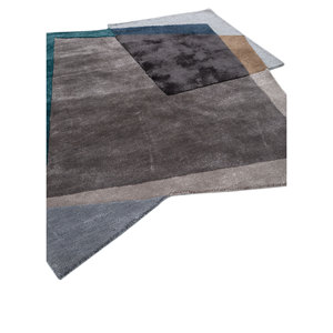 Alfombra de Lana y Viscosa Afelpada, Tejida a Mano, en Gris Sólido y Negro, para Hogar y Exposiciones, Modelo Tnq-1123 - Product Image 2