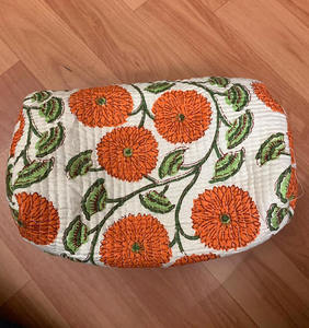 Ensemble 3 pièces Trousse de maquillage en coton matelassé Designer Coton biologique naturel Parfait pour organiser des articles essentiels et personnels - Product Image 4