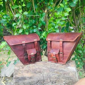 Juego de sillín de motocicleta de 2 alforjas de cuero para motocicleta bolsa de sillín de bicicleta de cuero derecha izquierda - Product Image 6