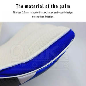 Guantes de portero de cuero transpirables ajustables hechos a medida de alta calidad para niños hechos en Pakistán para deportes infantiles - Product Image 5