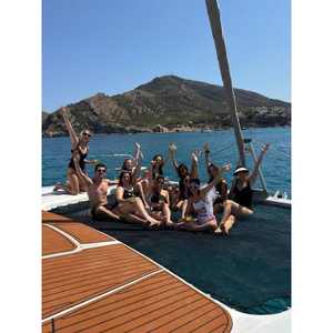 <b>Fountaine</b> Pajot Bahia 46 Catamaran Yacht with 2x50CV Engines - Product Image 4