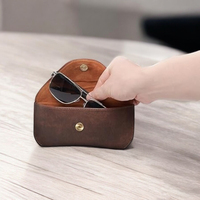Vente en gros Prix d'usine Marque personnalisée Étui à lunettes en cuir marron véritable Porte-lunettes de protection Cadeau parfait approuvé par la FBA