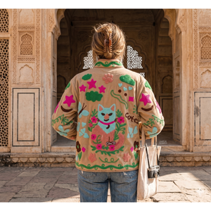 Blouson Bomber Réversible Bestia Suzani Brodé à la Main en Satin de Lin Durable, Cuir et Fourrure Style Bohème pour Printemps Automne - Product Image 2