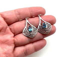 Boucles d'oreilles de style bohème en argent faites à la main bijoux en argent sterling 925 topaze bleue pierres précieuses boucles d'oreilles tendance bijoux pour femmes cadeau - Product Image 1