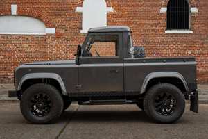 Land Rover Defender 90 USADO de 1997 con Volante a la Izquierda/Derecha - Product Image 4