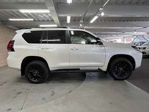 Pour TOYOTA pour LAND CRUISER PRADO TX L MATT BLACK EDITION nouvelle condition boîte de vitesses automatique direction droite sièges en cuir FWD Drive - Product Image 3