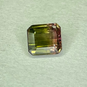 Pierre de tourmaline naturelle facettée, couleur bio, coupe octogonale, pierre précieuse avec couleur bio unique - Product Image 1