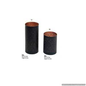 Bougie en fer faite à la main de haute qualité de style moderne votif avec revêtement en poudre pour la décoration de la maison et la célébration de Pâques - Product Image 3