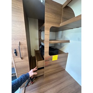 Nouveau camping-car Rapido 6 Series 606F 2026 avec 4 couchages, transmission automatique, 140 CV pour le camping, les croisières et l'utilisation automobile - Product Image 6