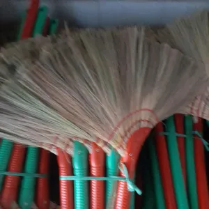 越南出口供应商提供的具有竞争力的价格和最佳质量的草扫帚